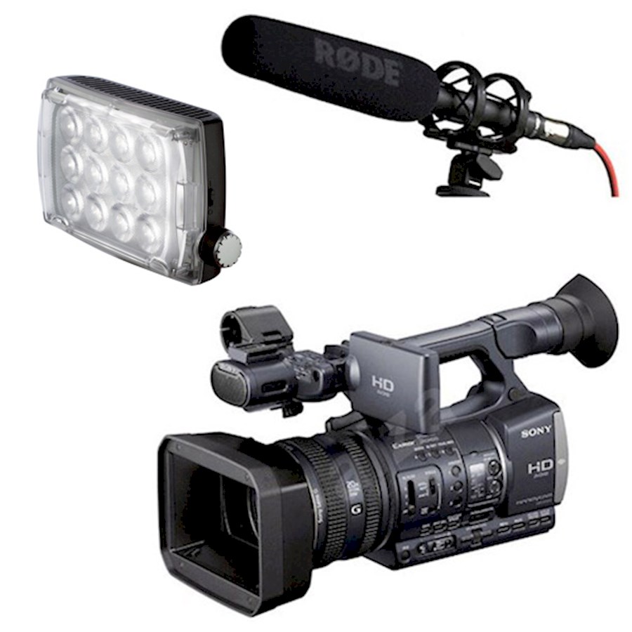 Rent a Sony HDR-AX2000E videocamera set met Røde NTG-2 microfoon en LED videolamp in 's-Hertogenbosch from Nik