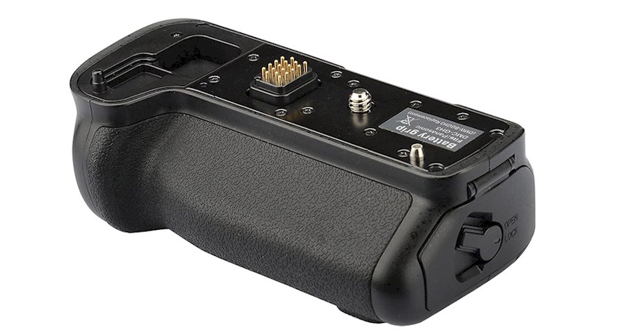 Rent Gh4 Battery grip from Bryan