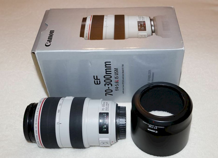 Rent Canon EF 70-300mm f/4-..., from €17.00 from Francis in Minzier
