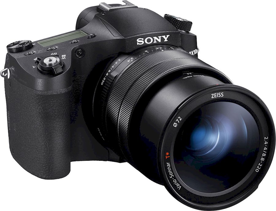 Rent Sony RX10IV from Paul