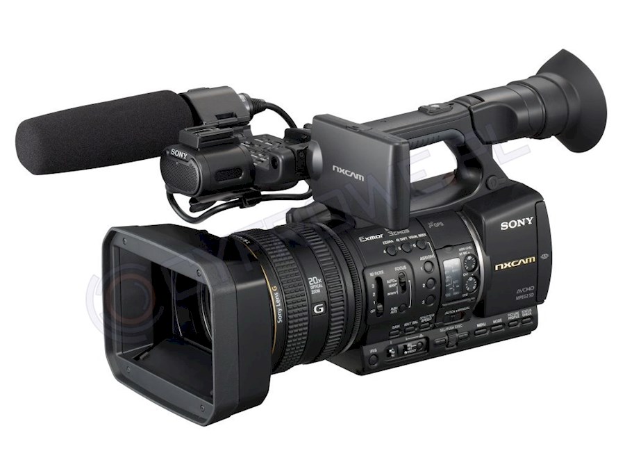 Rent Sony HXR-NX5E from Thomas