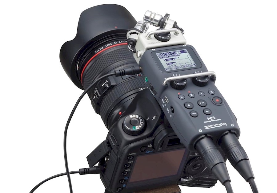 Rent Zoom H5 - Audio recorder from Egon