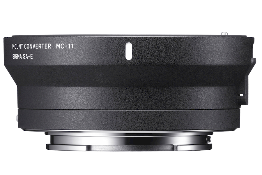 Rent a Sigma MC-11 Mount Converter Canon EF in Rosmalen from Saskia