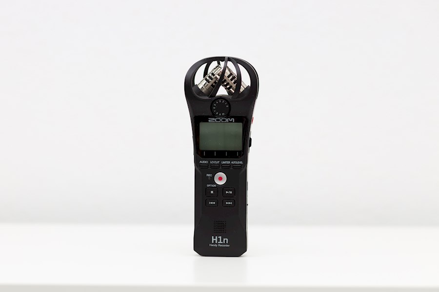 Rent Zoom H1 audio recorder from Ionel