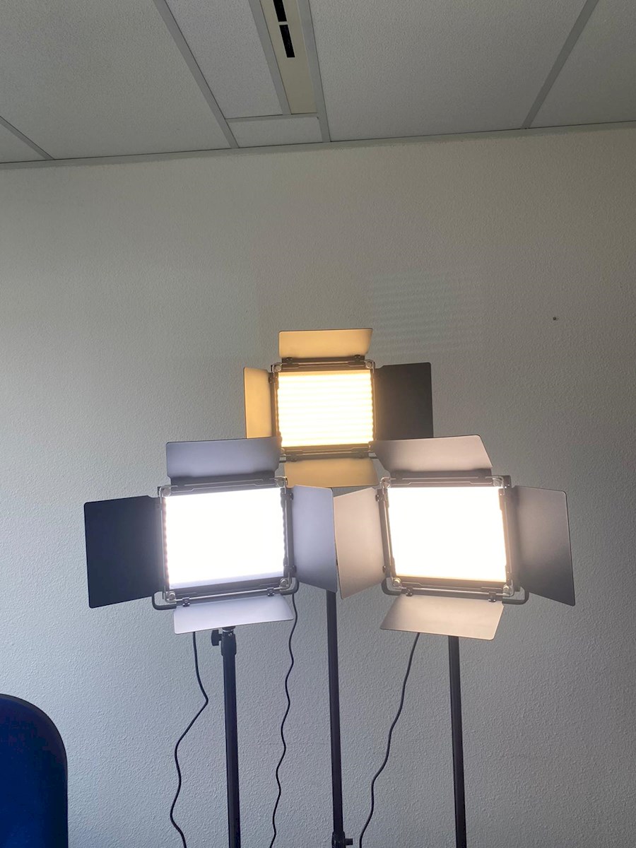 Rent Studiolampen, 3 stuks ... from Dean