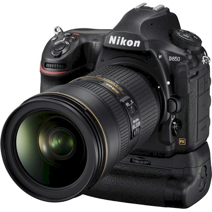 Rent a Nikon D850  met MB-D18 grip inclusief EN-EL 18B (9 fps) in Oisterwijk from Eduard
