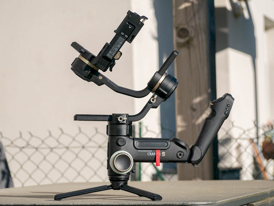 Rent Zhiyun crane 3s Pro from Gregory  A.
