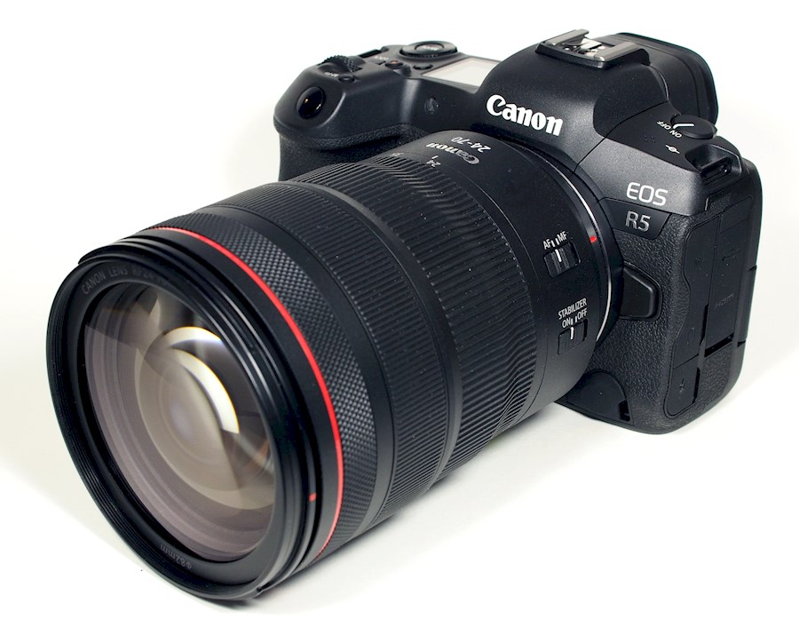Rent Canon R5 from Thomas