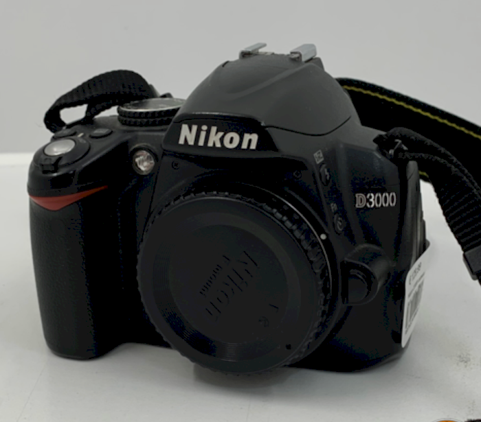 Huur Nikon D3000 Body van Bert