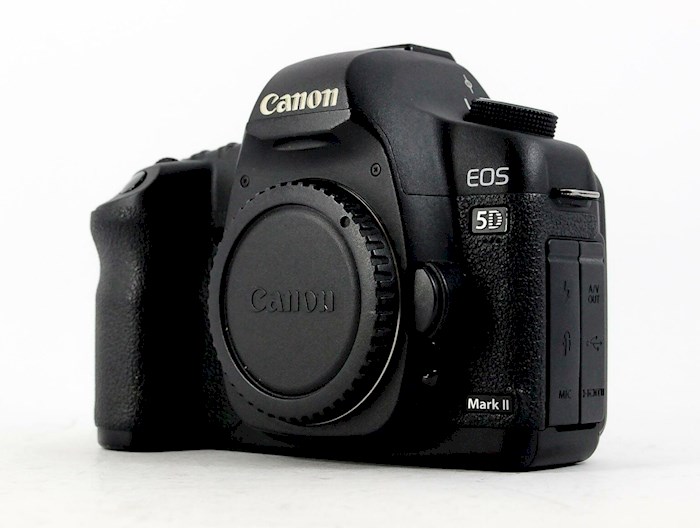Rent Camera 5D Mark ii from Mo