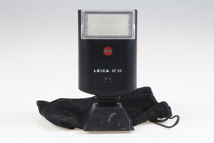 Huur Leica SF 20 flitser van Robert