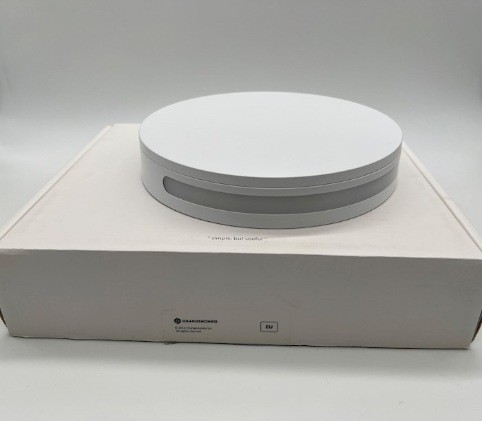 Rent Foldio360 Smart Turntable from Chris