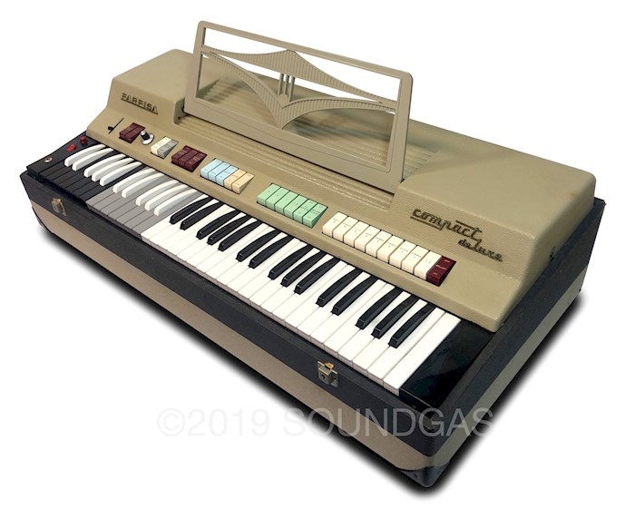 Rent Farfisa compact deluxe from Etienne
